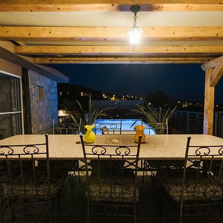 セゲット・ヴラニツァ Capri Houseヴィラ エクステリア 写真