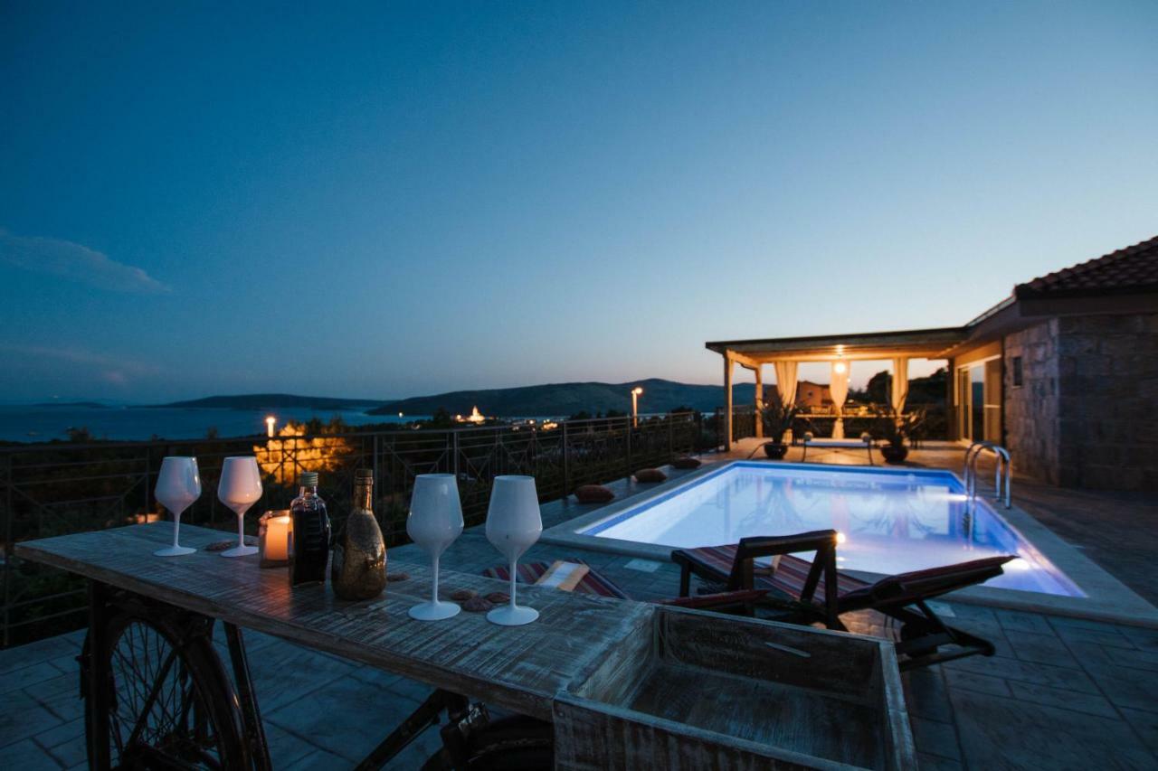 セゲット・ヴラニツァ Capri Houseヴィラ エクステリア 写真