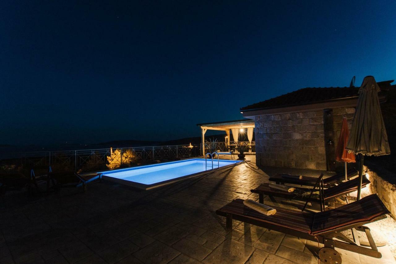 セゲット・ヴラニツァ Capri Houseヴィラ エクステリア 写真